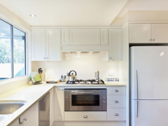 冰箱的制冷开关在哪