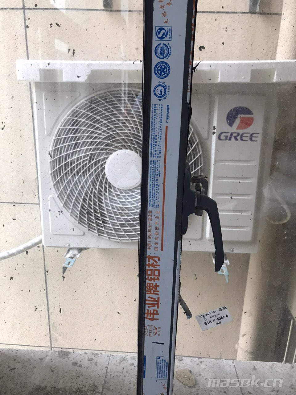 空调关了外机不停是怎么回事