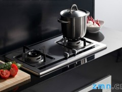 灶具点火之后烧个几秒就灭掉了是什么原因？