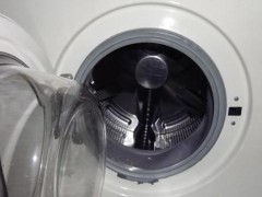 全自动洗衣机脱水时自动跳到漂洗