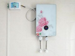 电热水器的超温器复位